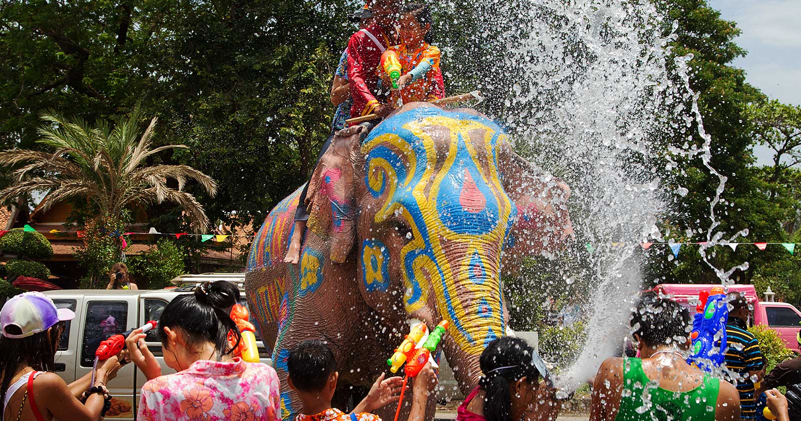 1677836708942553.jpg songkran-in-thailand_1600x.jpg
